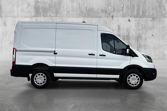 Ford Transit 4 of 23