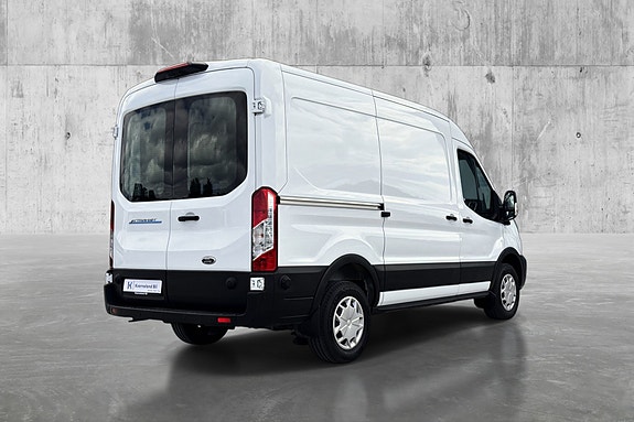 Ford Transit 5 of 23