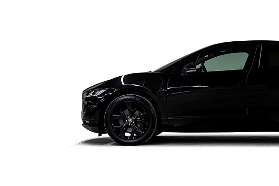 Jaguar I-PACE 9 of 30