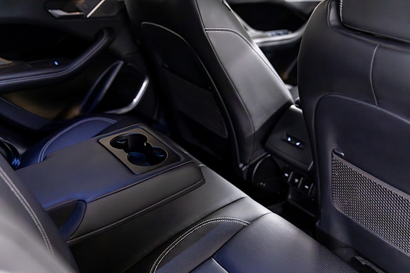 Jaguar I-PACE 22 of 30