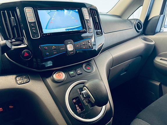 Nissan e-NV200 13 of 25
