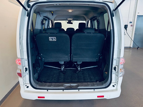 Nissan e-NV200 23 of 25