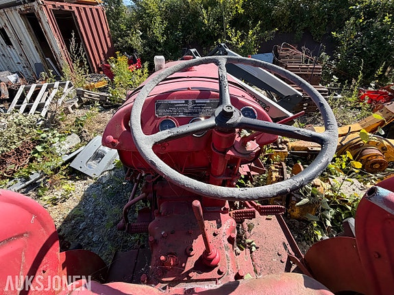 Andre 1962 David Brown P 25 veterantraktor - bensinmotor - hydraulisk løfteapparat bak - kraftuttak og tre 27 of 30