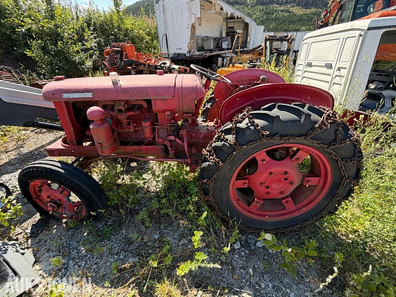 Andre 1962 David Brown P 25 veterantraktor - bensinmotor - hydraulisk løfteapparat bak - kraftuttak og tre 2 of 30