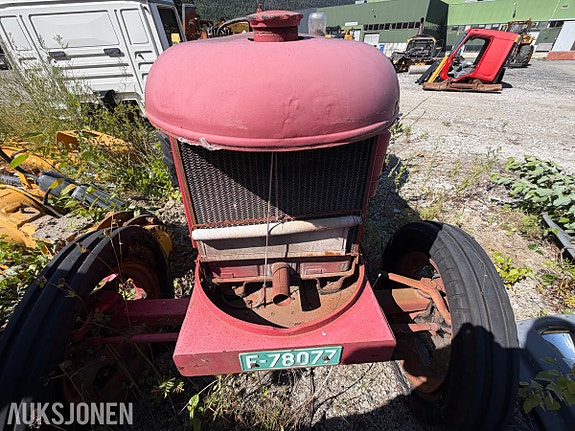 Andre 1962 David Brown P 25 veterantraktor - bensinmotor - hydraulisk løfteapparat bak - kraftuttak og tre 12 of 30