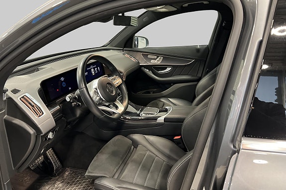 Mercedes-Benz EQC400 13 of 23