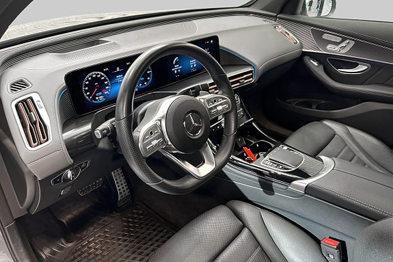Mercedes-Benz EQC400 13 of 25