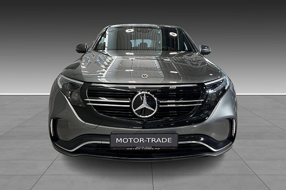 Mercedes-Benz EQC400 2 of 25
