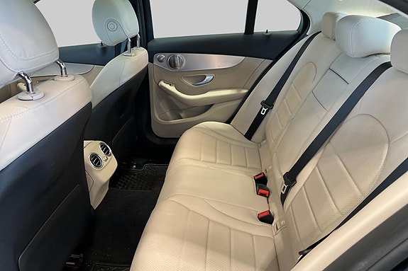 Mercedes-Benz C220 d 13 of 21