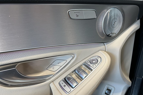 Mercedes-Benz C220 d 14 of 21