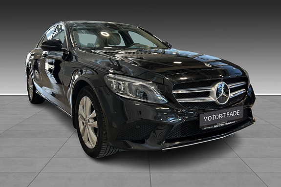 Mercedes-Benz C220 d 3 of 21