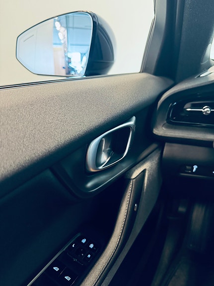 Polestar 2 22 of 30
