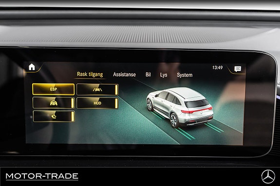 Mercedes-Benz EQC400 18 of 27