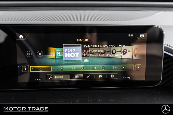 Mercedes-Benz EQC400 15 of 27