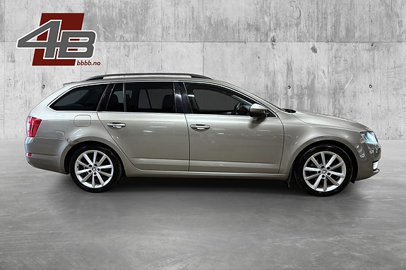 Skoda Octavia 4 of 30