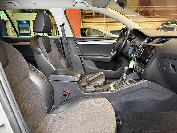Skoda Octavia 21 of 30