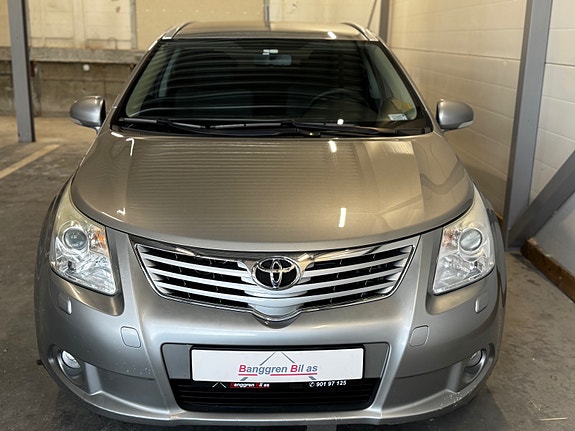 Toyota Avensis 6 of 30