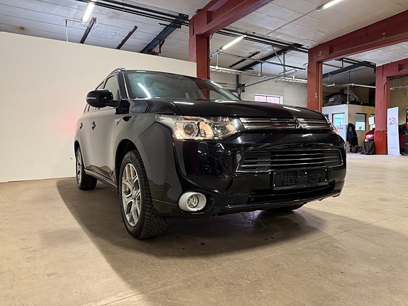 Mitsubishi Outlander 5 of 30
