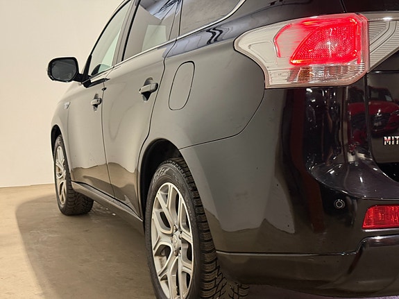 Mitsubishi Outlander 14 of 30