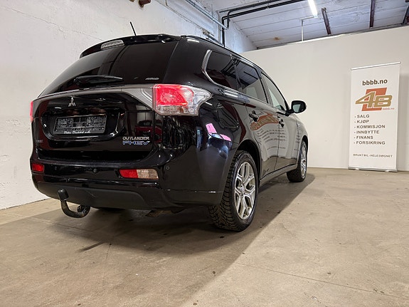 Mitsubishi Outlander 10 of 30