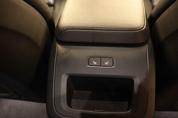 Volvo V60 Cross Country 16 of 30