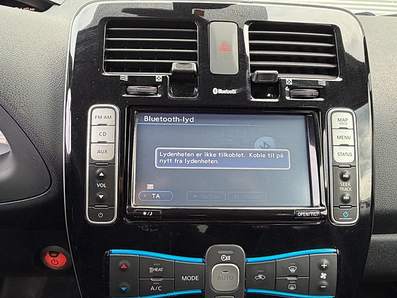 Nissan Leaf 14 of 26