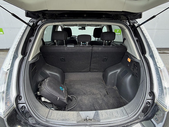 Nissan Leaf 23 of 26