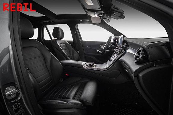 Mercedes-Benz GLC350 e 29 of 30