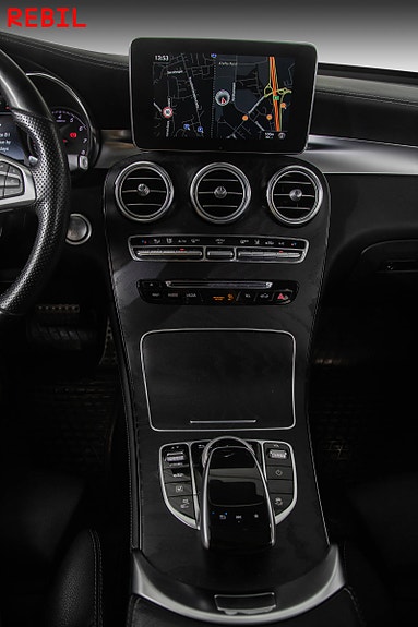 Mercedes-Benz GLC350 e 25 of 30