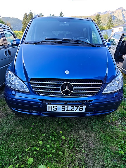 Mercedes-Benz Viano 2 of 16