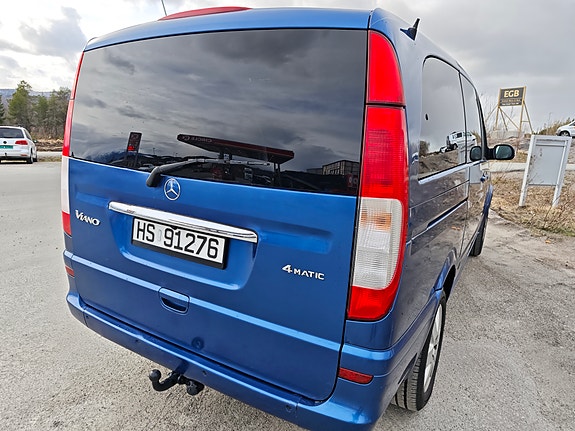 Mercedes-Benz Viano 5 of 16