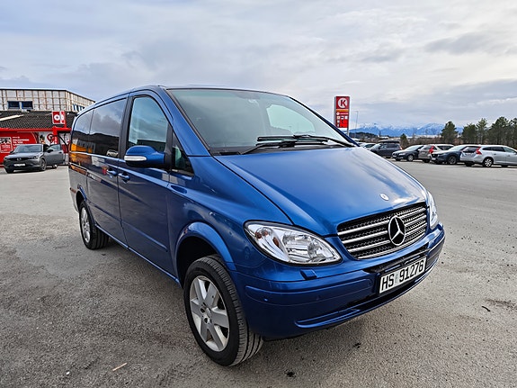 Mercedes-Benz Viano 15 of 16