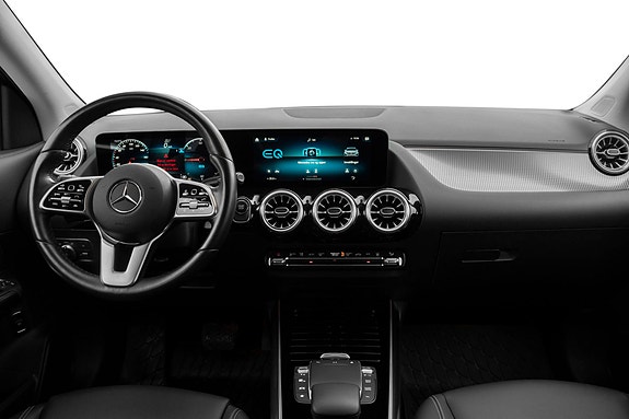 Mercedes-Benz EQA300 27 of 30