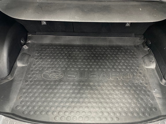 Subaru Impreza 10 of 17