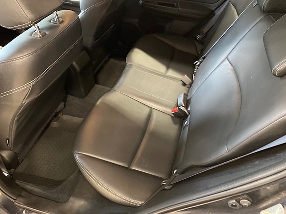 Subaru Impreza 13 of 17