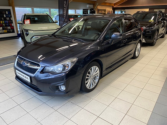 Subaru Impreza 3 of 17