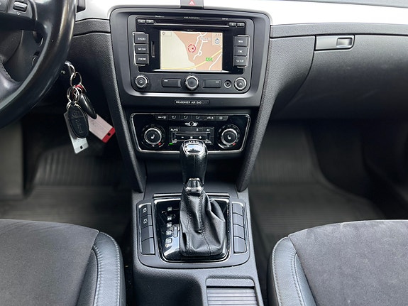 Skoda Superb 20 of 25