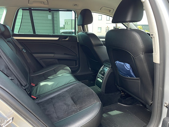 Skoda Superb 17 of 25