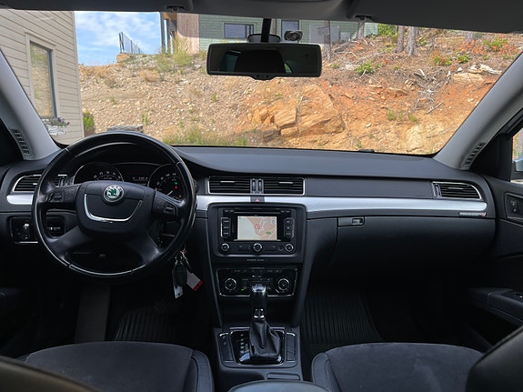 Skoda Superb 19 of 25