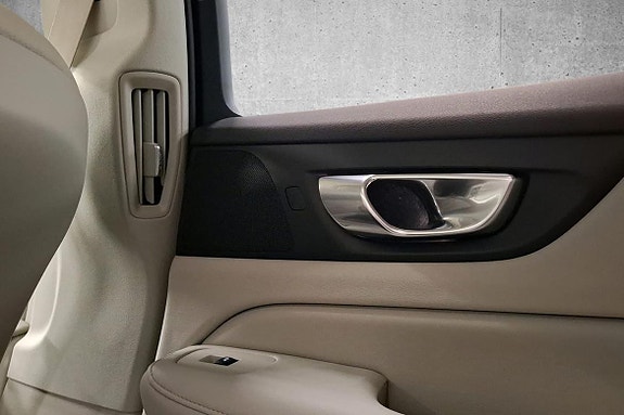 Volvo V60 20 of 29