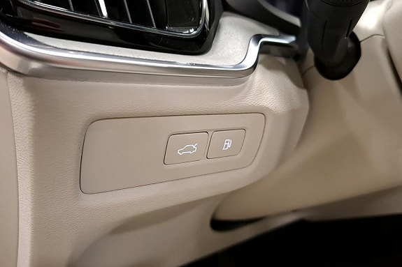 Volvo V60 26 of 29