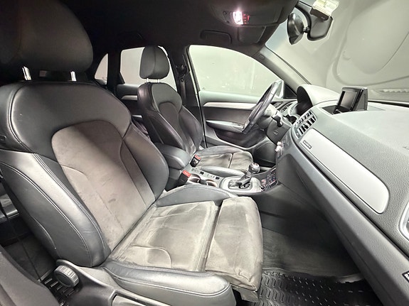 Audi Q3 11 of 23