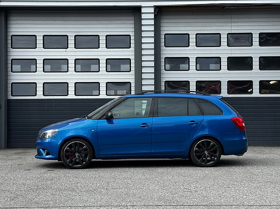 Skoda Fabia 2 of 30