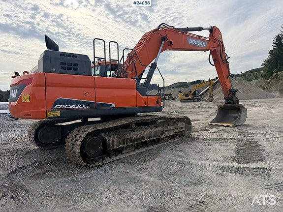 Doosan DX300 LC-5 gravemaskin m/ graveskuffe 16 of 30