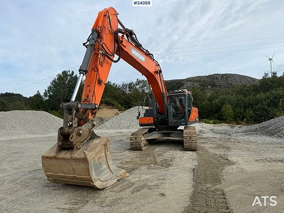Doosan DX300 LC-5 gravemaskin m/ graveskuffe 5 of 30