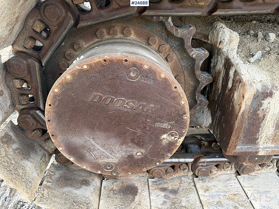 Doosan DX300 LC-5 gravemaskin m/ graveskuffe 28 of 30