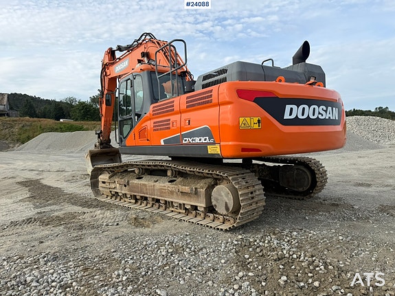 Doosan DX300 LC-5 gravemaskin m/ graveskuffe 24 of 30