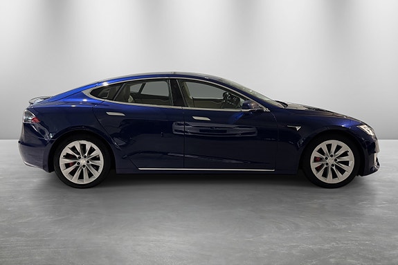 Tesla Model S 10 of 30