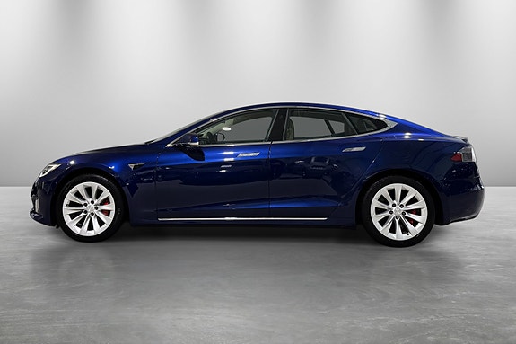 Tesla Model S 3 of 30