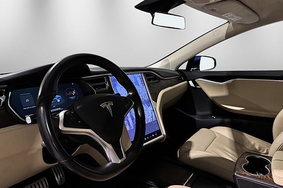 Tesla Model S 17 of 30